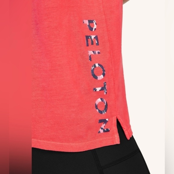 Women’s Peloton Red Flow Versatile V-Neck Tank Top Shirt, Gym Yoga Cycling Small - Picture 3 of 7